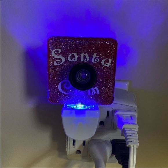 🆕 Santa Cam Night Light - Picture 2 of 5